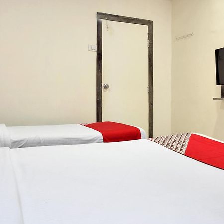 מומביי Hotel O Rana Residency Near Western Express Highway Metro Station מראה חיצוני תמונה