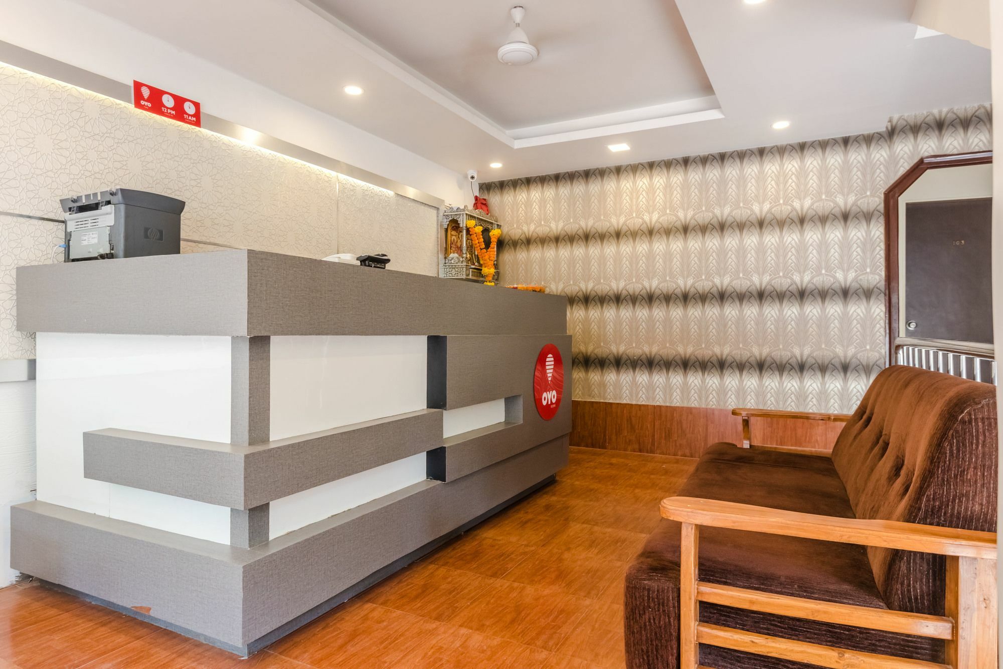 מומביי Hotel O Rana Residency Near Western Express Highway Metro Station מראה חיצוני תמונה